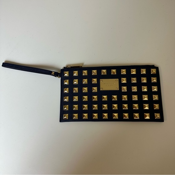 Michael Kors Jet Set Travel Large Top Zip Studded Leather Wristlet Pouch - Picture 2 of 7